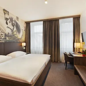 hotellátogatás