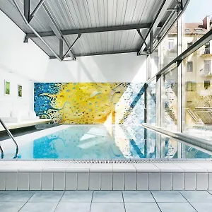 hotellátogatás